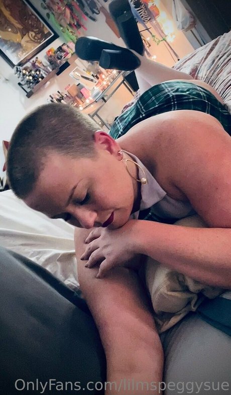 lilmspeggysue pornographic model picture