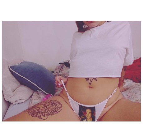 la sistta model hot photos