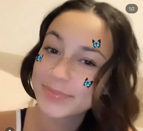 Willow Jade free star pics