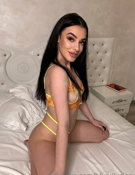 blueillusion top model photo