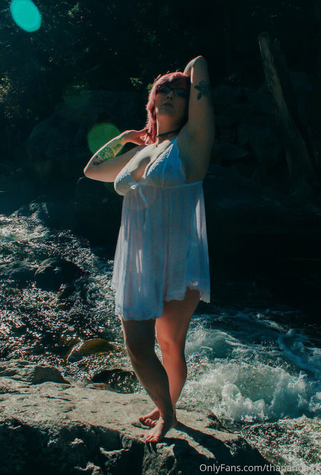 thamilfpanda art star photo