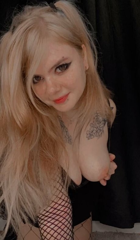 Kikiyou model beautiful galleries