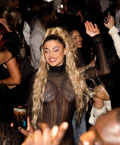 Antigoni porn model archive