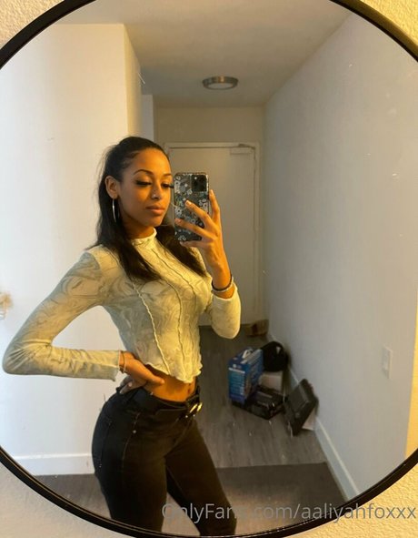 aaliyahfoxxx porn star galleries