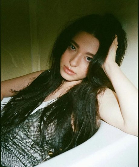 Mikey Madison pornstar xxx galleries