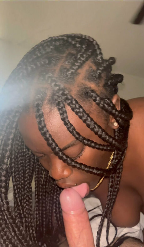 denixsarifree model pornographic picture