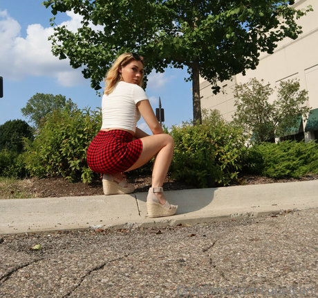 cupofcarli star hot photo