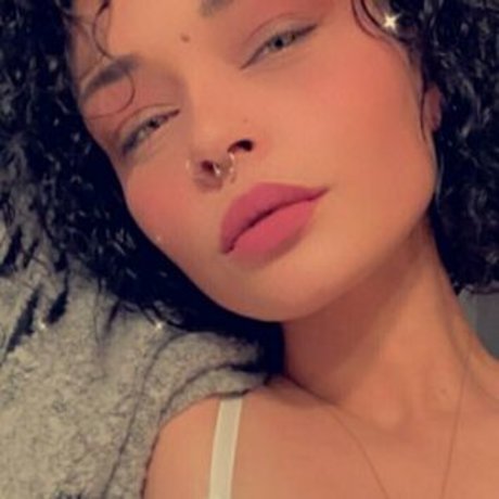 underthecherrym0on star sexy gallery