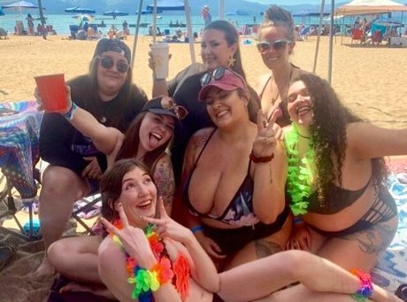 Marissa J star top pic