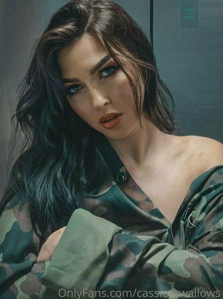 cassie swallows top model pictures