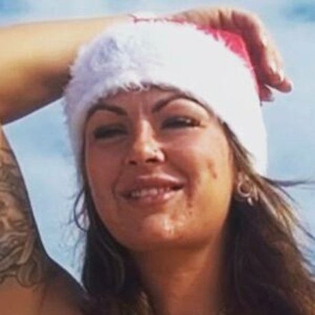 bigbootyshel star nice pictures