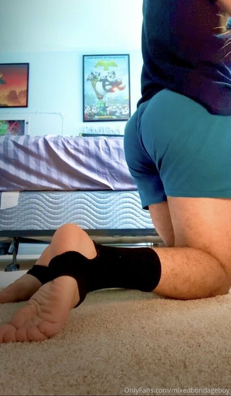 mixedbondageboy nude actress pics