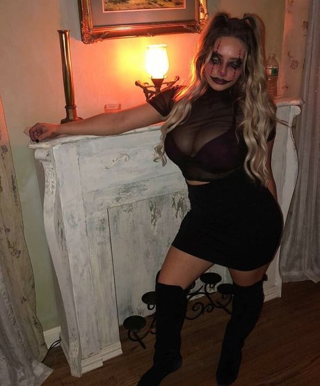 Ali Cortese perfect pornstar img