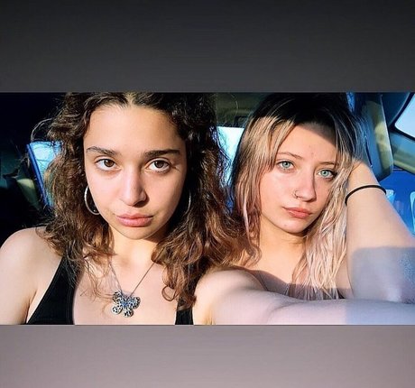 Ali Cortese top star photos