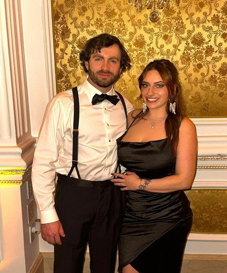 Ali Cortese model hot pictures