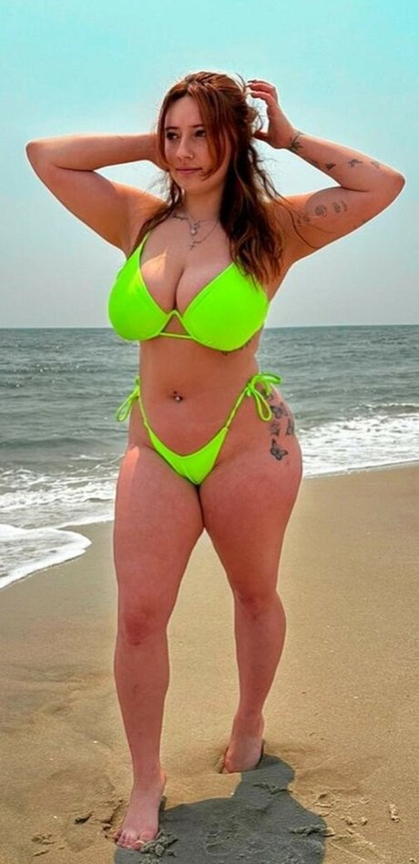 Ali Cortese free model archive