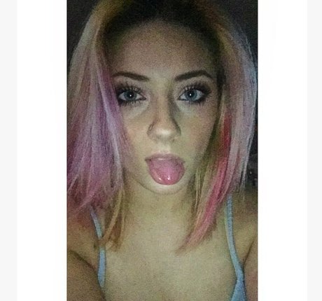 Ali Cortese hot star pic