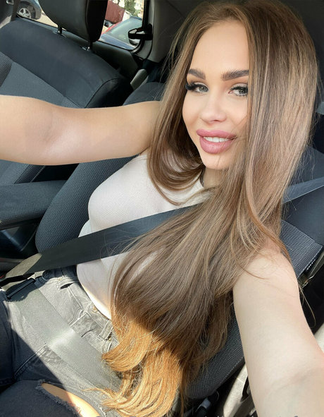 elissa a pornstar adult pics