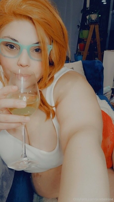 jezebelrose pretty star image