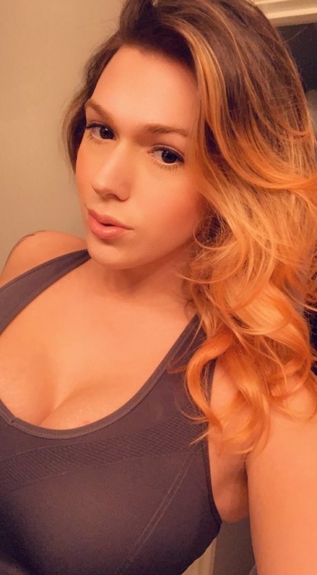 Aspen Brooks nice model img