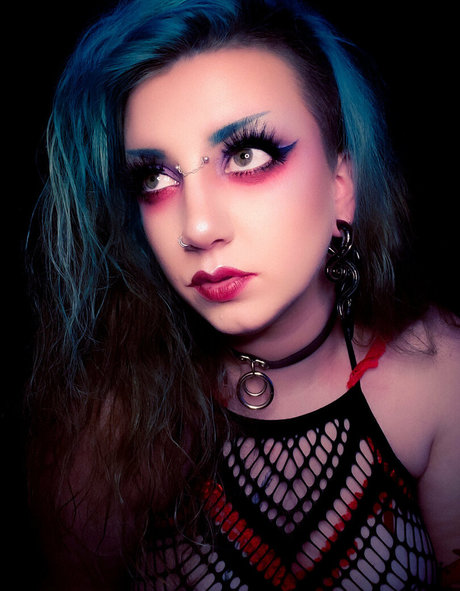 sarahsuccubusfreepreview star img