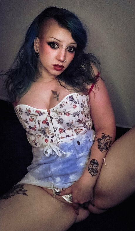 sarahsuccubusfreepreview pornstar nudes photo