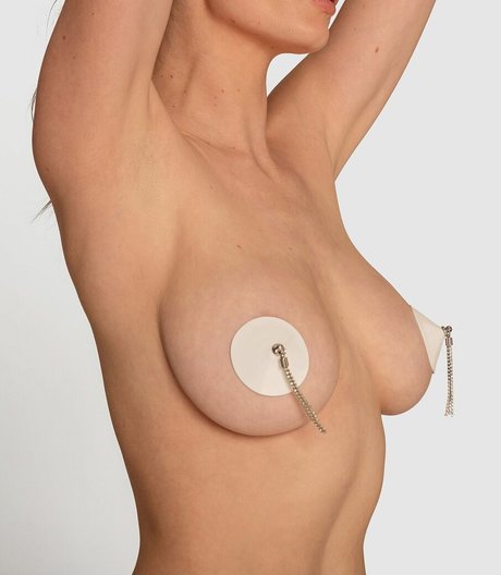 Alicia Davis star sexy galleries