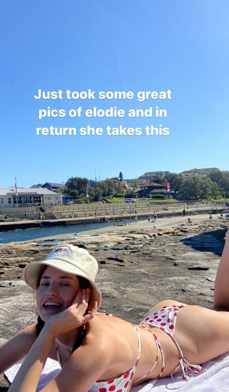 Alicia Davis porn model photos