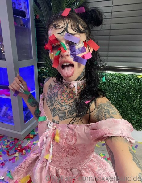 vixxensuicide star nude archive