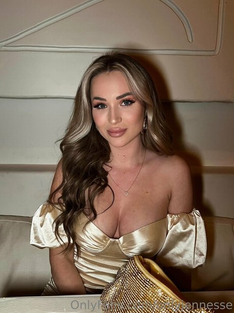 onlyjennesse pornstar xxx picture