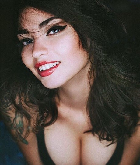 Nastya Polyakova nudes star img