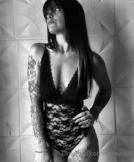 beluusbel naked star pictures