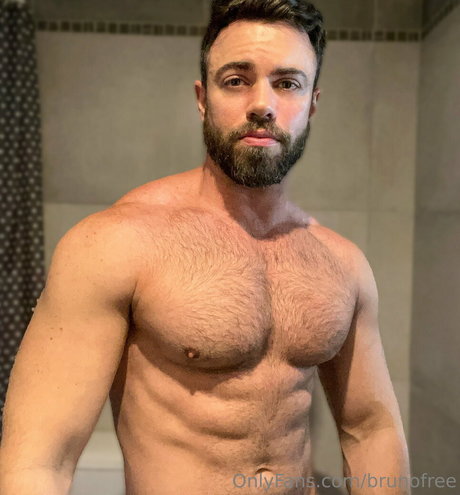 brunofree adult model pics