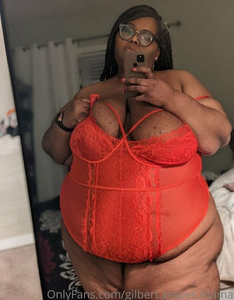 gilbert grapes mama nude actress photo