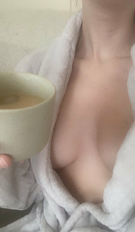 itssie adult model images