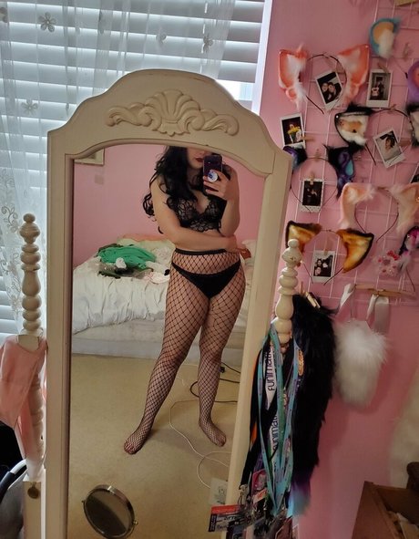 milkydesserts sex actress photos