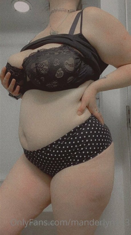 manderlyn143 nudes star archive