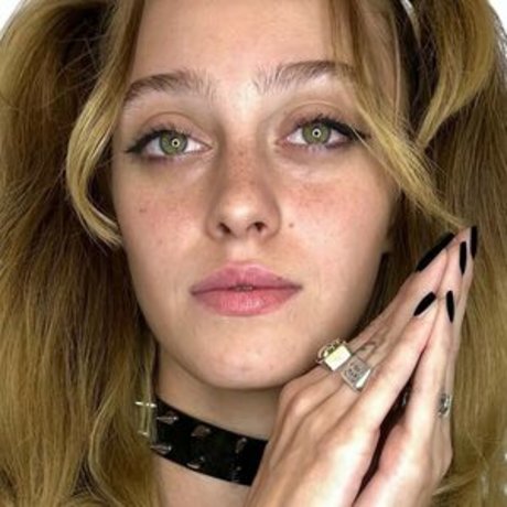 Rita Bokman naked model photo