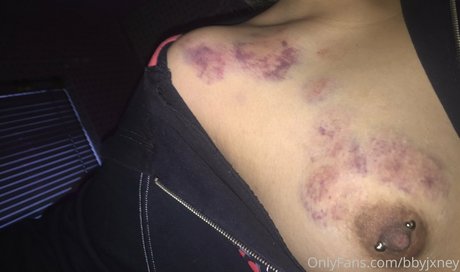 bbyjxney_ top model pic