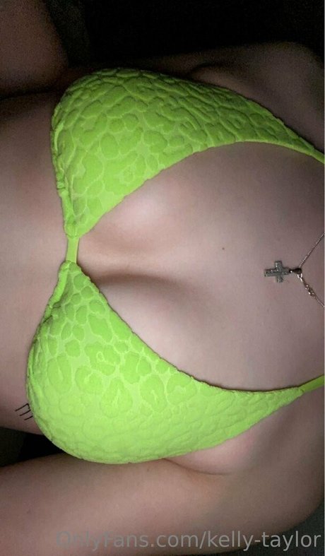 kelly taylor porn model archive