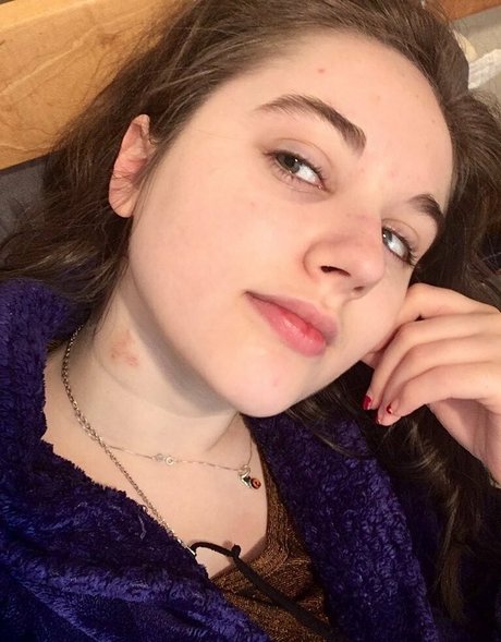 teen natural tits onlyfans sexy nudes photo