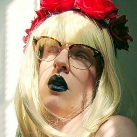 artemisaslut pornstar naked photo