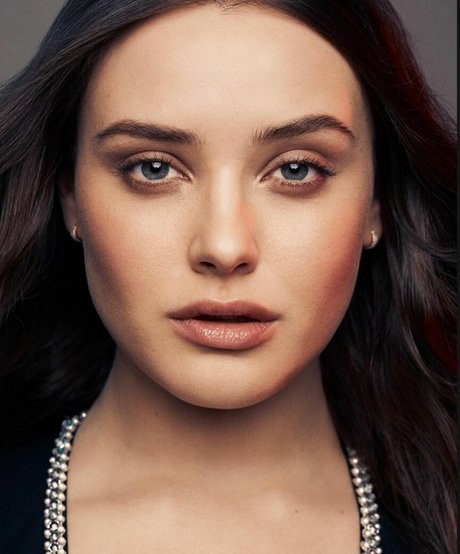 Katherine Langford Profile pic