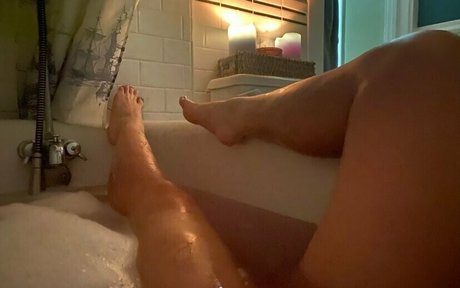 realprincesstiabeanie pornographic model photo