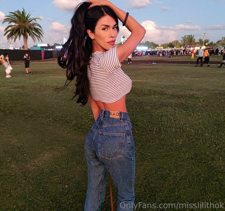 misslilithok art actress galleries