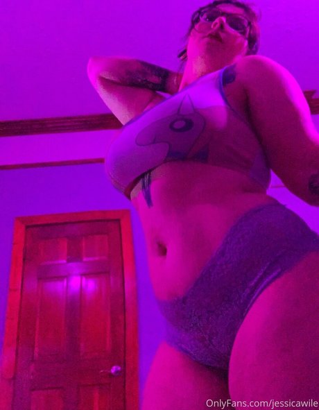 jessicawile porn model img