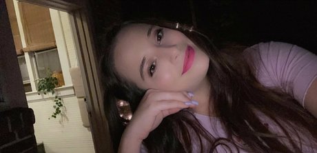 luckywithlola pornstar archive