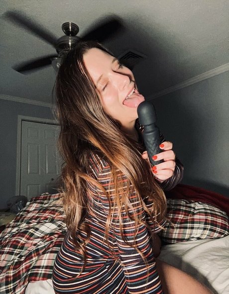 luckywithlola star picture