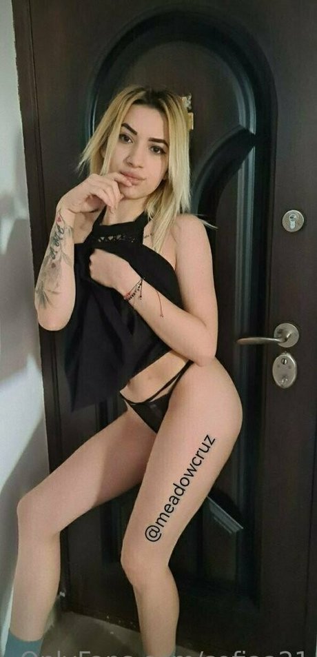 sofiaa21 exclusive model picture