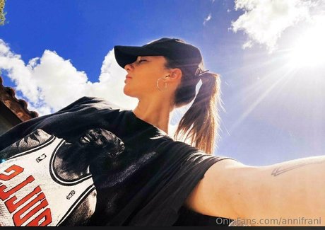 annifrani beautiful pornstar picture